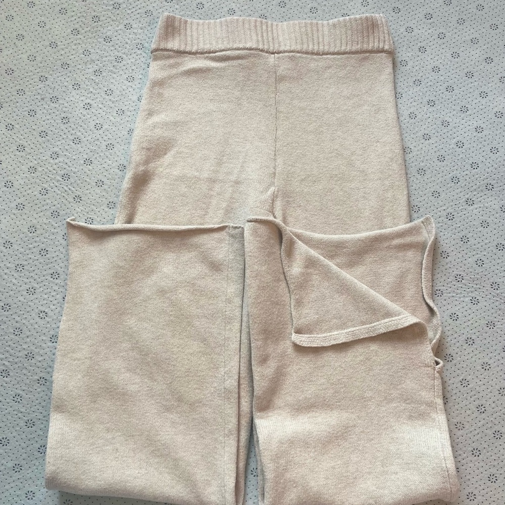Gilly Hicks Cream Knit Leggings with Ribbed Waistband
